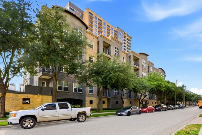 Building Photo - 1010 Rosine St