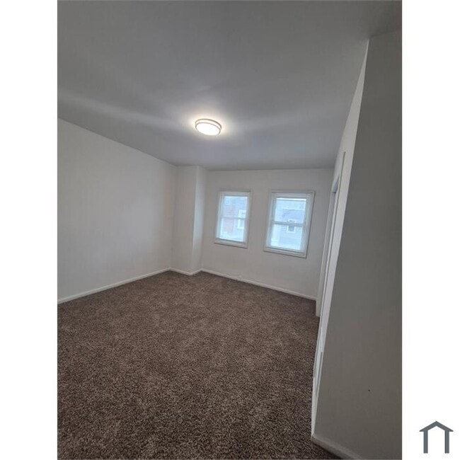 Building Photo - 1428 S Marston-