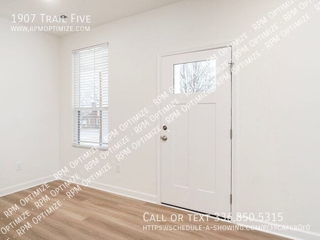 Building Photo - 1907 Trail Five