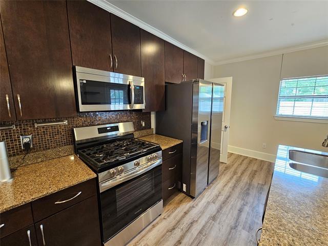 Building Photo - 4227 Delano Pl