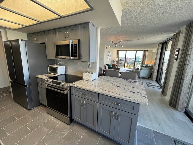 Kitchen looking into living room - 400 Island Way