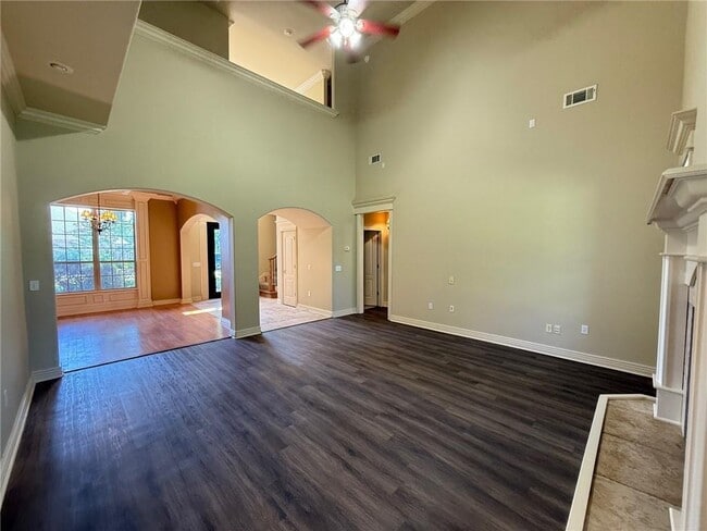 Building Photo - 609 N Tournament Dr