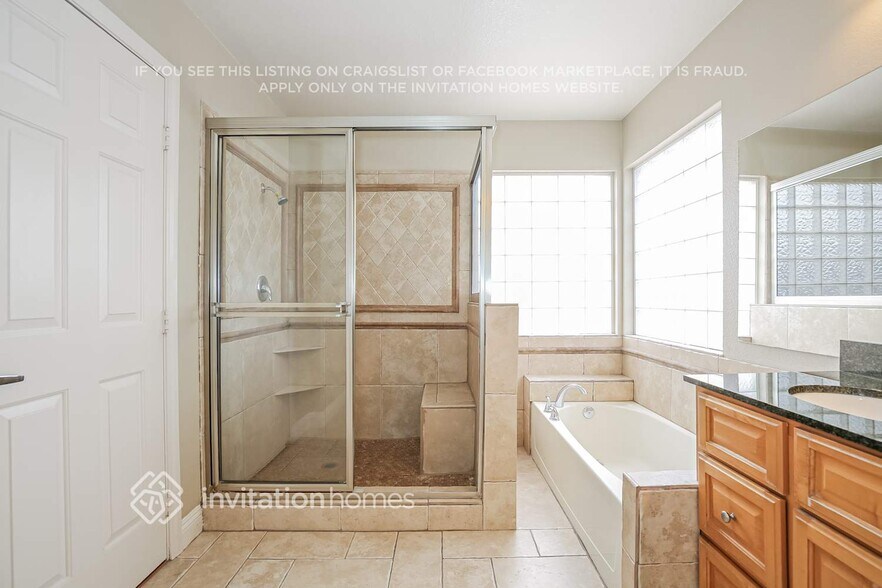 Building Photo - 9348 Deer Lodge Ln