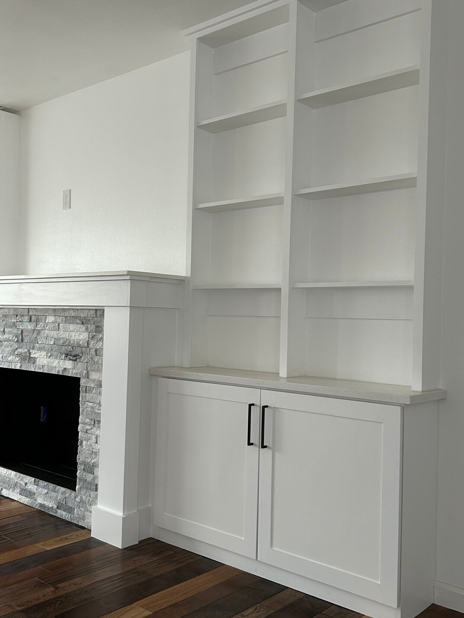 Building Photo - 110 Bison Ln