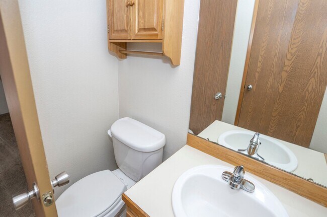 Building Photo - Spacious 3 Bedroom Home in Bremerton!