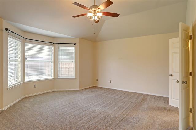 Building Photo - 2804 Cascade Cove Dr