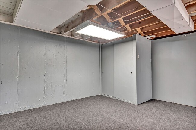 Building Photo - 765 Babler Dr