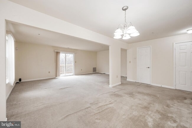 Building Photo - 4429 Blue Heron Way