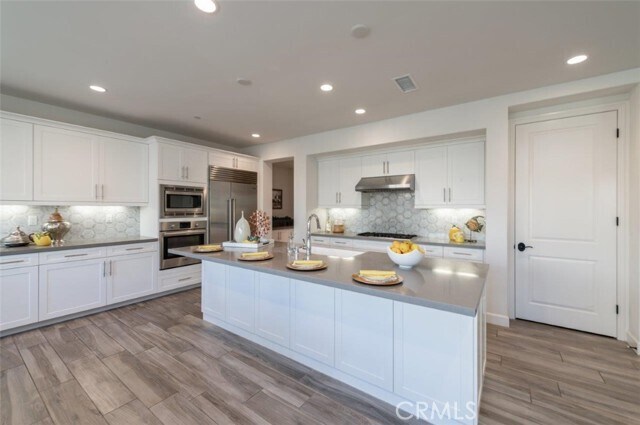 Building Photo - 101 Windswept