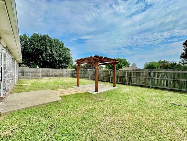 Building Photo - 4924 Mountain Ridge Ln