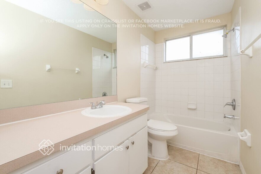Building Photo - 22205 Breaker Point Ln