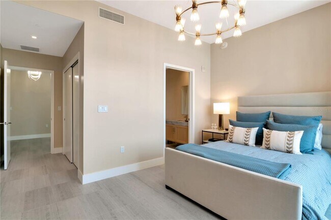 Building Photo - 3101 Bayshore Blvd