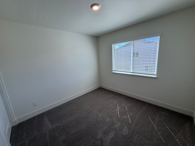 Building Photo - Brand New DR Horton Home in NW Reno!