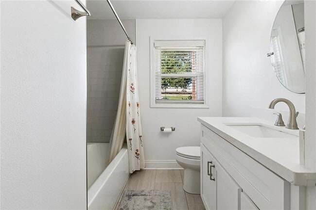 Building Photo - 940 Florida Blvd