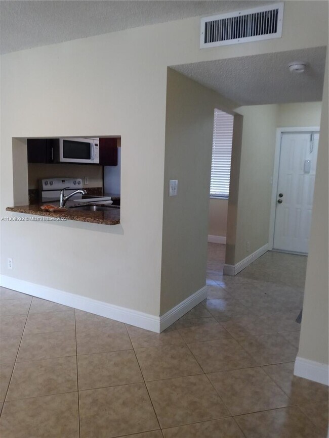 Building Photo - 1226 S Military Trail