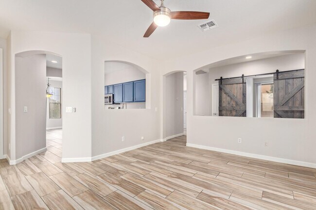 Building Photo - 3443 E Riopelle Ave
