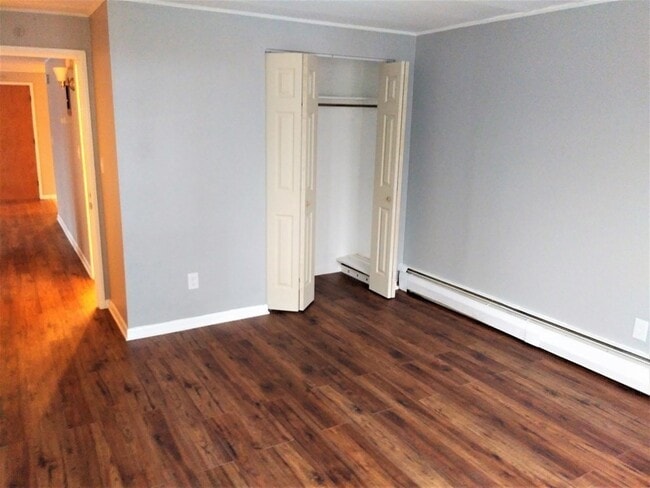 Building Photo - 18 Nelson Dr