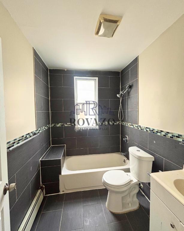 Building Photo - 330 Keer Ave