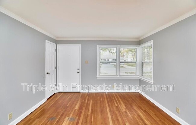 Building Photo - 10128 Ashbrook Dr