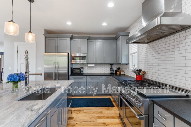 Building Photo - 19 Carrolls Pl Ct