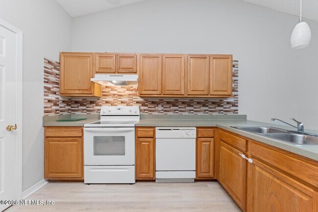 Building Photo - 5434 Bristol Bay Ln N