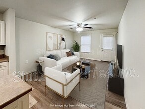 Building Photo - 201 Gin Ct