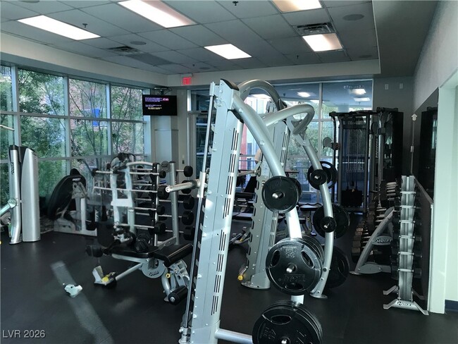 Building Photo - 56 E Serene Ave