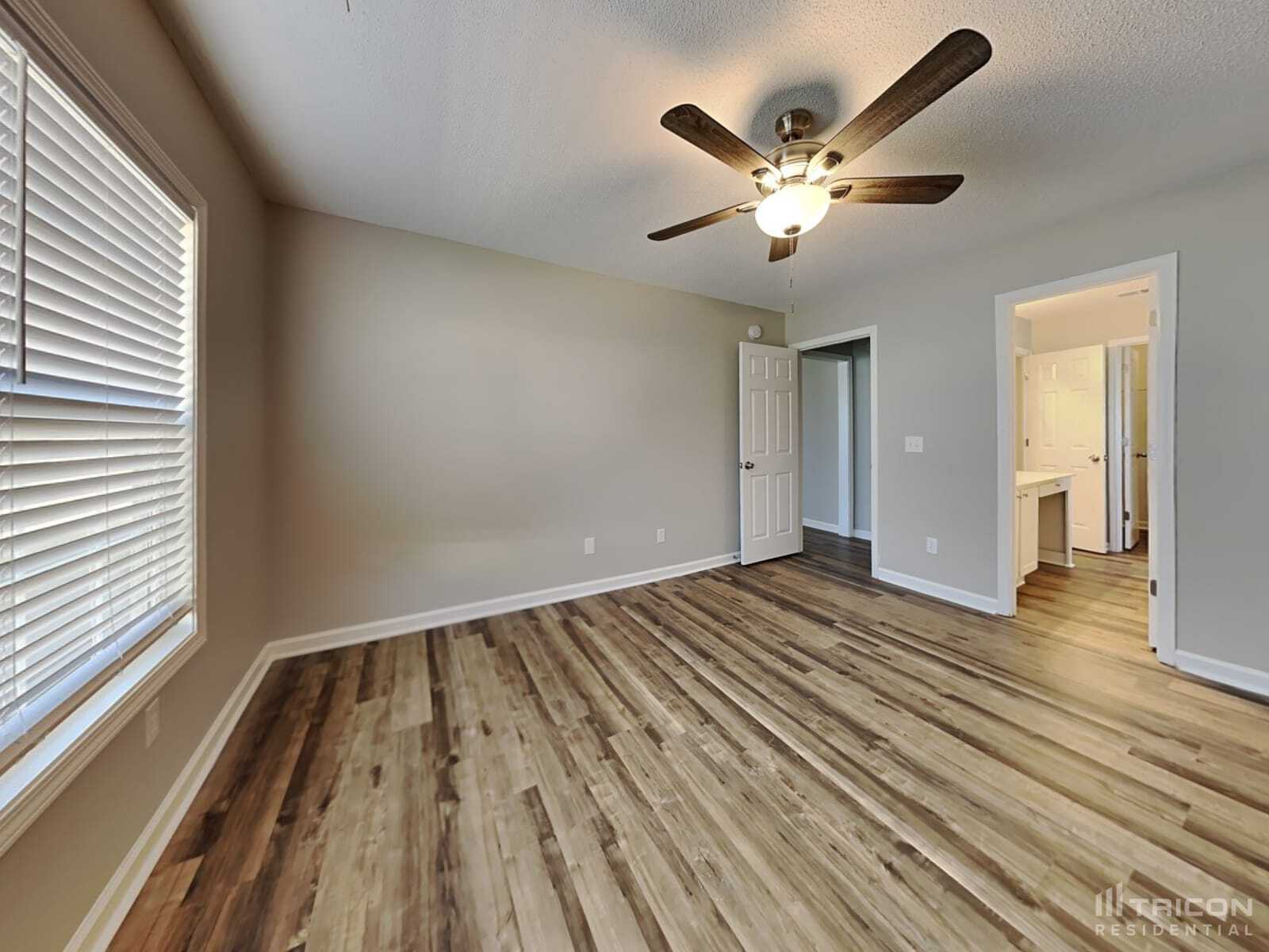 Building Photo - 455 Hunters Crossing Dr