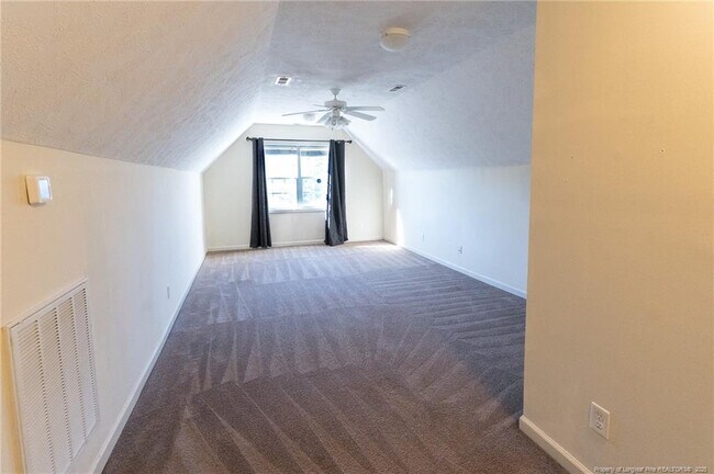 Building Photo - 705 Colonial Hills Dr