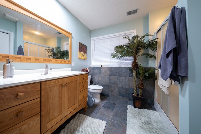 Building Photo - 1574 Stephanie Cir