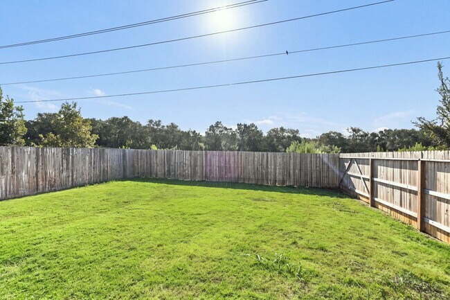 Building Photo - 11248 Long Rider