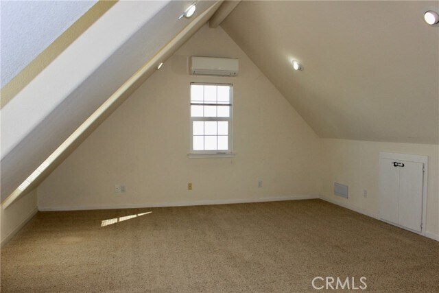 Building Photo - 15642 Little Peak Rd