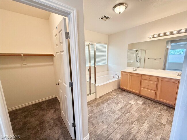 Building Photo - 5190 Lignum Ave
