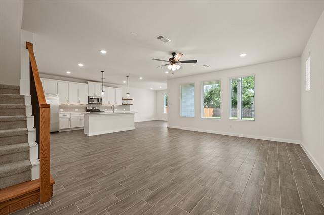 Building Photo - 4534 Hogan's Alley Dr