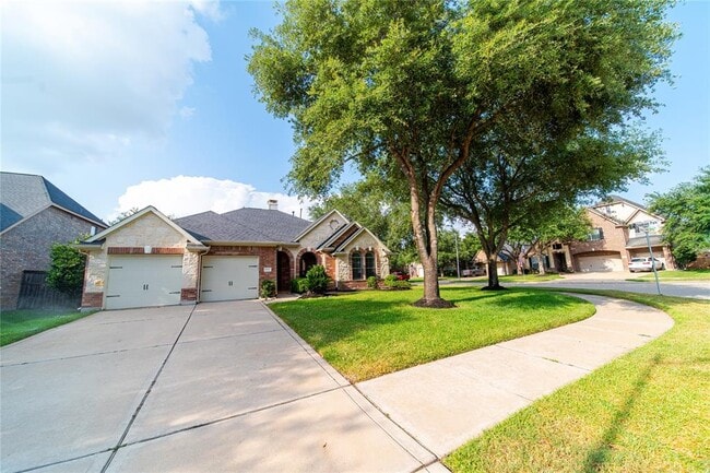 Building Photo - 28210 Cross Creek Springs Ln