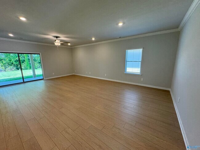 Building Photo - 15589 Ruthie Lynn Dr