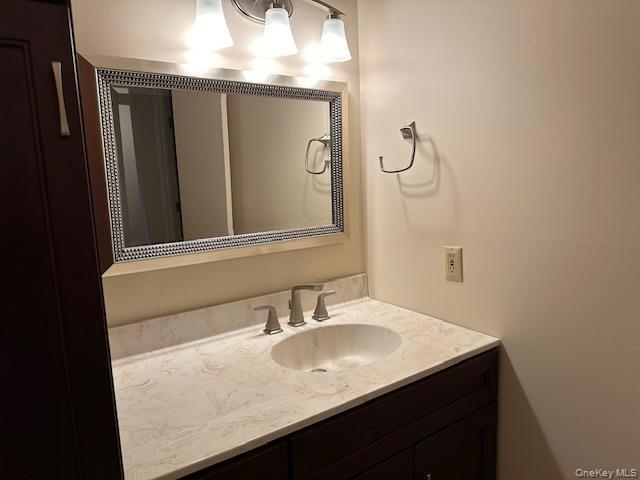 Building Photo - 5 Magnolia Ln