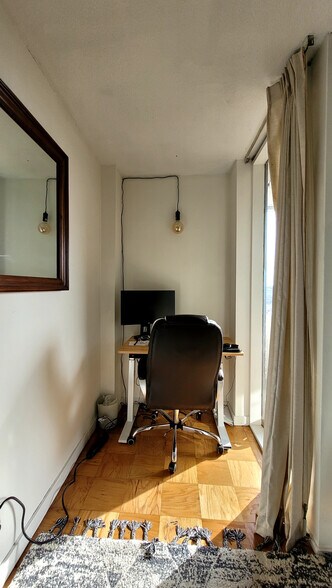 Office Alcove - 429 N St SW