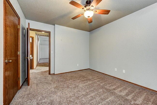 Building Photo - 2908 Astor Dr