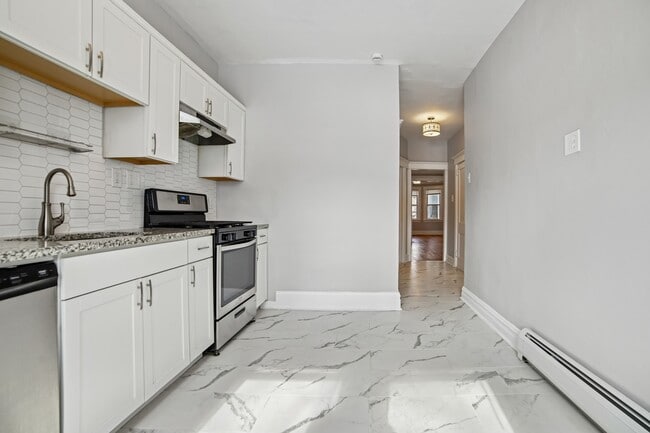 Building Photo - 78 W 6th St