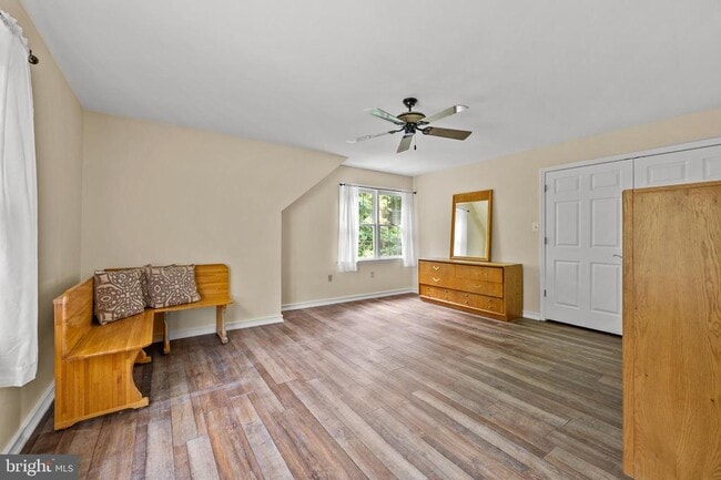 Building Photo - 1238 Hunters Rd