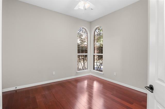 Building Photo - 504 Broad Leaf Ln