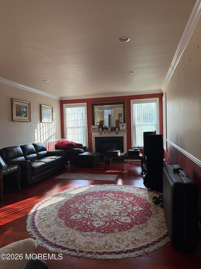 Building Photo - 8 Bennett Ct