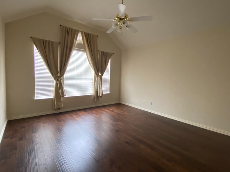 Building Photo - 4473 White Rock Ln