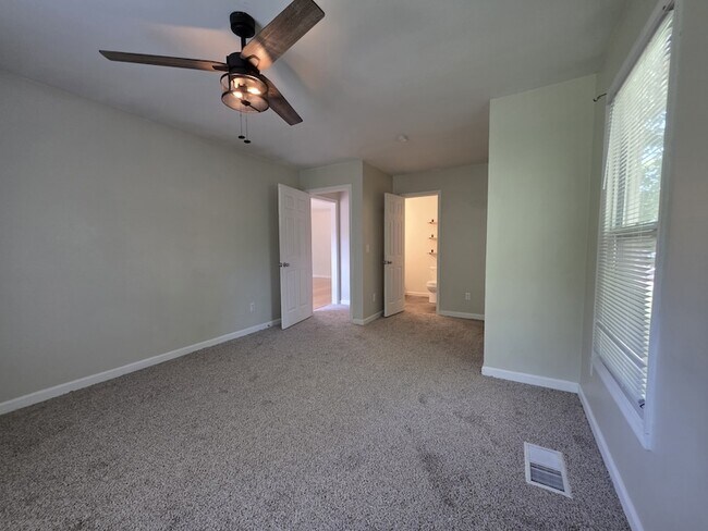 Building Photo - 3483 Arvin Dr