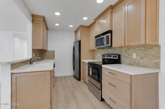 Building Photo - 1202 Landsburn Cir