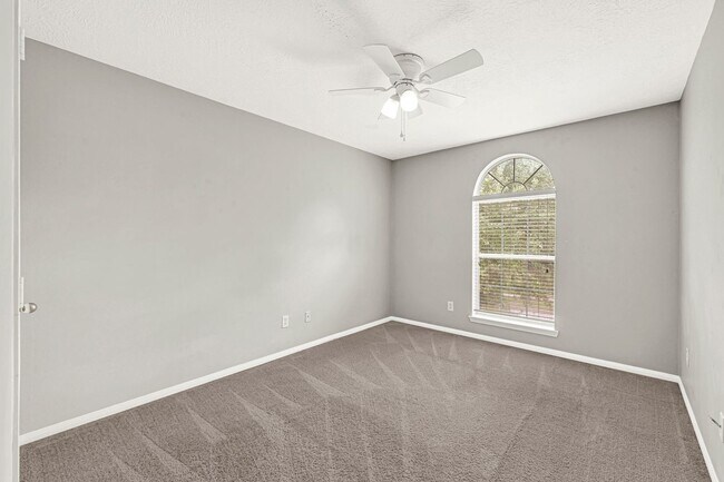Building Photo - 3207 Crimson Coast Dr