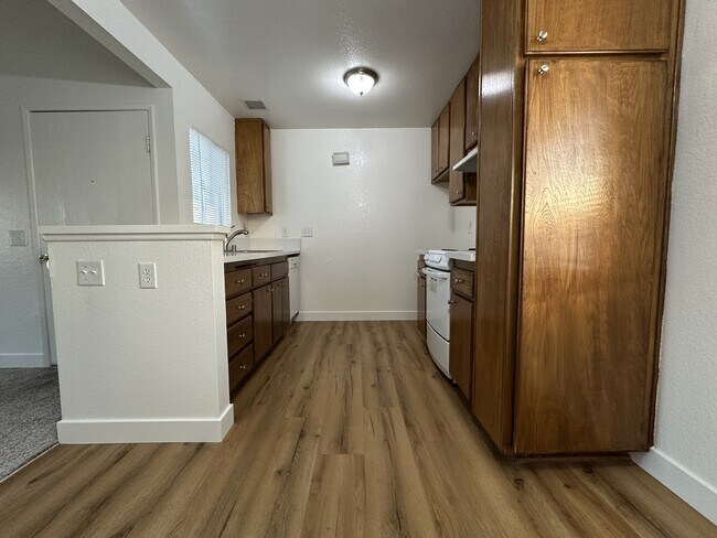 Building Photo - 3706 Lytle Creek Loop