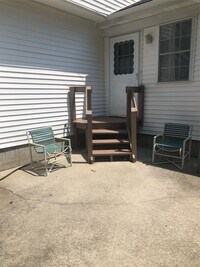 Building Photo - 126 Barraud Dr