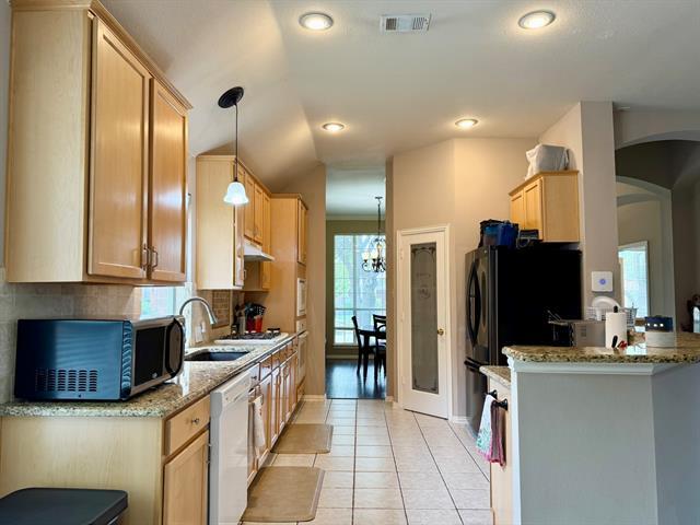 Building Photo - 1597 Castle Pines Dr